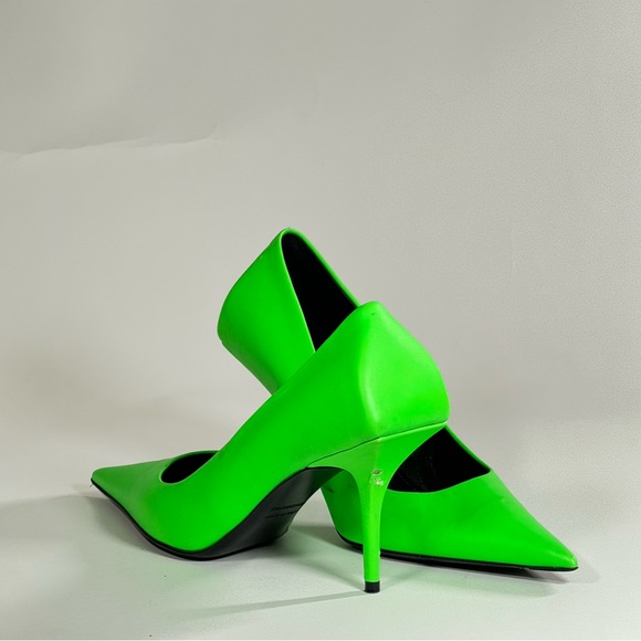 Balenciaga Neon Green Spandex Pointed Toe Knife Pumps - Picture 7 of 8